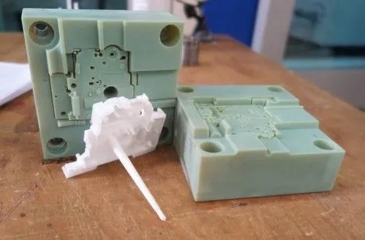 How Long Does an Injection Mold Last-2