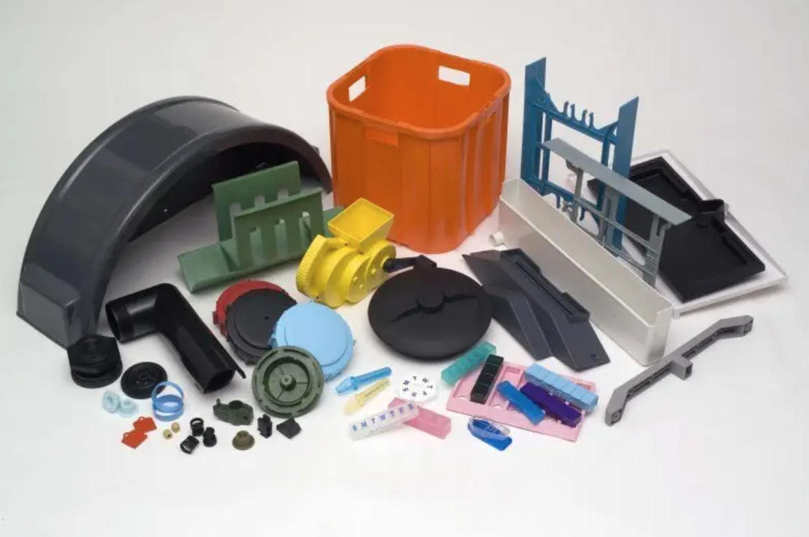 choosing the right materieral for injection molding-1